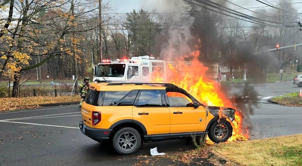 Companies 3 and 1 operating at a car fire on Middletown Road this ...
